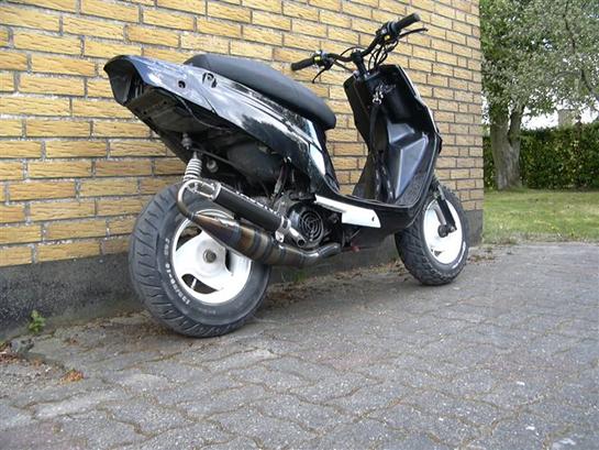 {{currentPhoto.altText}} billede {{currentPhoto.number}}