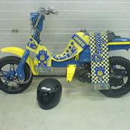 Suzuki FZ50"Brøndby look"[SOLGT]