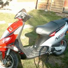 Piaggio NRG Mc3 [Byttet til SFX]