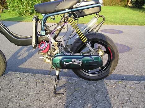 Suzuki Fz´R  "AEROX" Lc billede 5