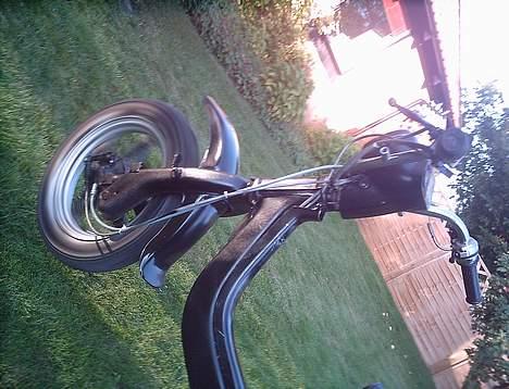 Suzuki FZ 50 (Solgt) billede 9