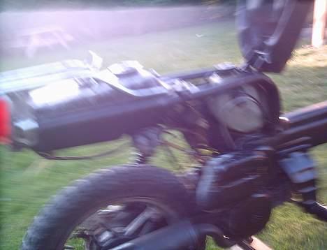 Suzuki FZ 50 (Solgt) billede 17