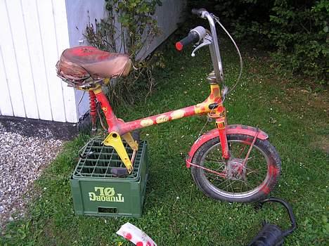 Honda Express (SOLGT) - Honda fra højre side billede 1