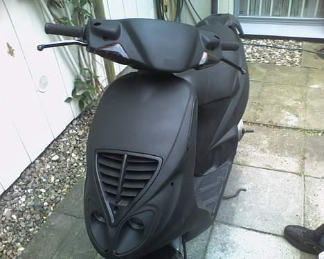 Piaggio NRG Mc3 *Projekt Paint* - Så blev den sgu malet, og nu er der skjolde på :P Så mangler jeg bare at få mit forhjul tilbage? billede 14