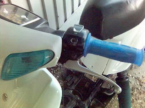 Yamaha Jog FS billede 5