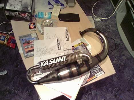 Peugeot Speedfight 2 SOLGT - Mit sprit nye yasuni rør billede 18