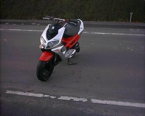 Peugeot speedfight 2 f /solgt/ - Den er da for fed billede 1