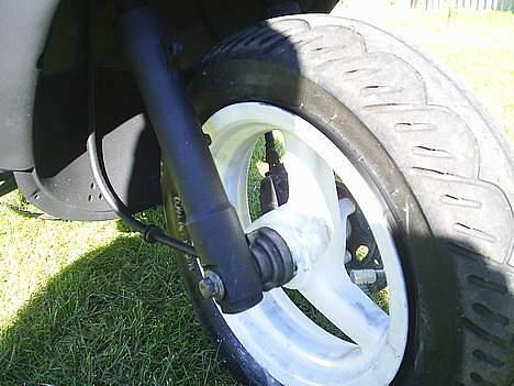 Aprilia Sonic solgt - Mine Hvide Fælge.. De Kunne Godt Være Pæner :D billede 3