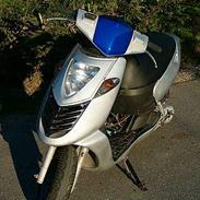 Aprilia sonic LC