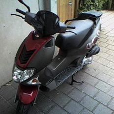Kymco Super 9 - Solgt