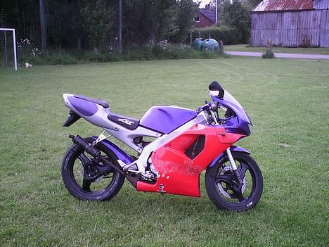 Aprilia  RS 50 - Skal males billede 4