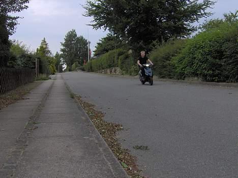 Yamaha Jog. (Solgt, for 7100kr) billede 10