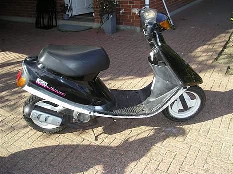 Yamaha jog       (Solgt) - til salg byd..! billede 11