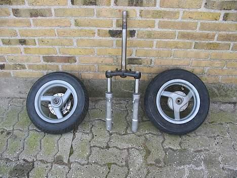 Yamaha jog as **solgt** billede 5