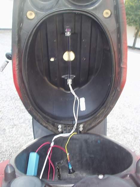 Aprilia Sonic GP - UV-NEON billede 7