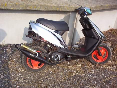 Yamaha Jog fs (solgt) billede 1