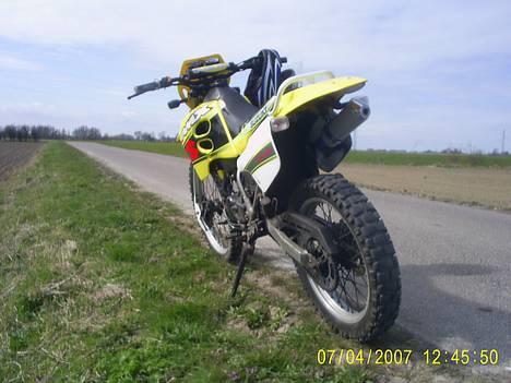 Suzuki RMX billede 4