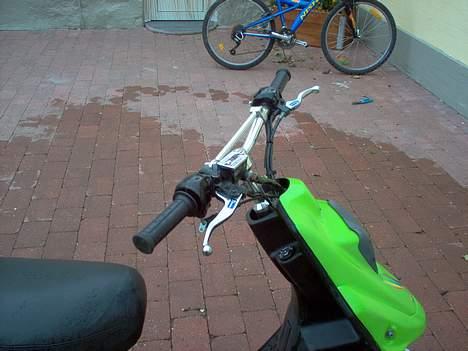 PGO Hot50, BYTTET - Styret. billede 3