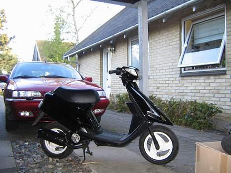 Yamaha Jog FS *SOLGT* - Lige inden jeg solgte den!! sys selv den var meget flot billede 10