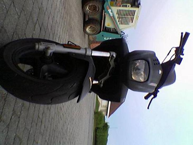 {{currentPhoto.altText}} billede {{currentPhoto.number}}