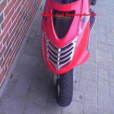 Aprilia Sonic LC