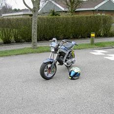 Suzuki Street Magic SSM.