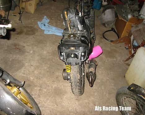 Yamaha Jog [Evolution2] - Bag fra ;) billede 2