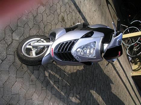 Aprilia Sonic billede 2