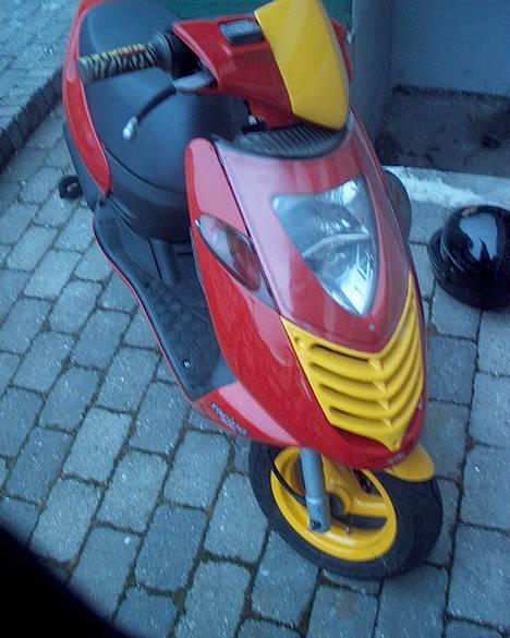 Aprilia Sonic billede 2