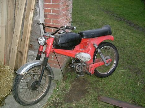 Puch Ms 50 (Projekt) K: fælge - Det er en Puch Vz 50.. Jeg ogsaa skal havde sat igang...engang...  billede 10