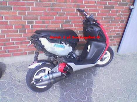 Aprilia Sonic LC - Helt nye billeder 26/09 ved godt den ikke er helt færdig endnu men det kommer snart :D billede 1