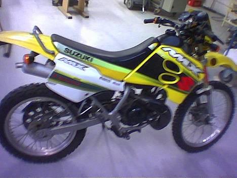 Suzuki RMX *SOLGT* billede 2