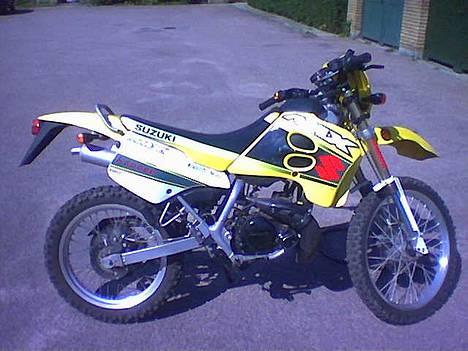 Suzuki RMX *SOLGT* billede 4