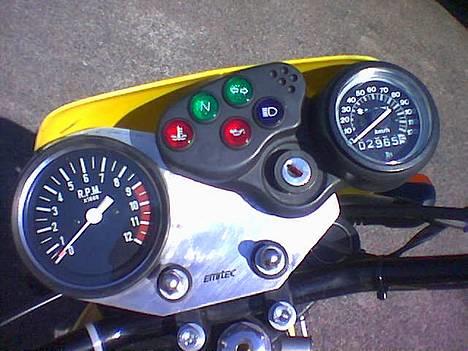 Suzuki RMX *SOLGT* billede 5