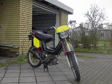 Yamaha Sting sg50 SOLGT! - Fronten :P billede 1