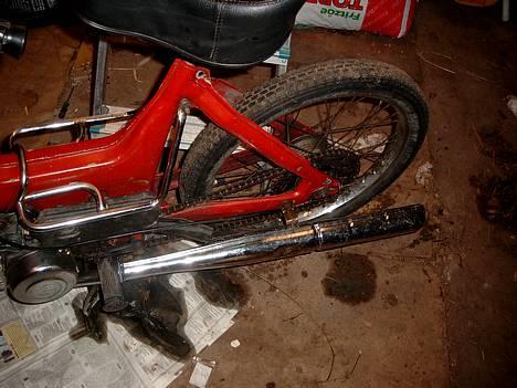 Puch Maxi K - Hjælp smider olie....(Motoer blocken er flækket) billede 2