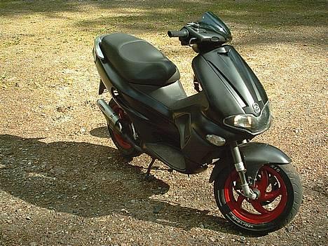 Gilera Runner (Solgt) - her er så de nye billeder af den i sort billede 3