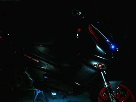 Gilera Runner (Solgt) - mine neon rør billede 9