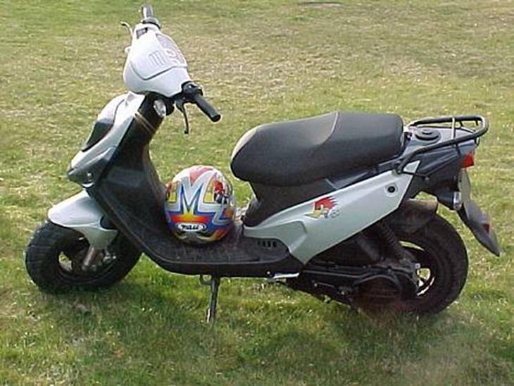 {{currentPhoto.altText}} billede {{currentPhoto.number}}