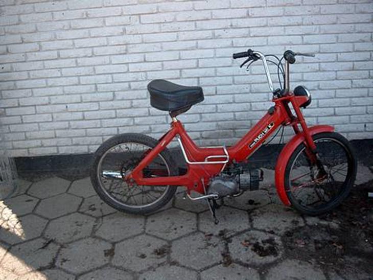 {{currentPhoto.altText}} billede {{currentPhoto.number}}