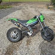 Suzuki street magic solgt