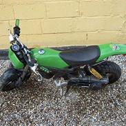 Suzuki street magic solgt