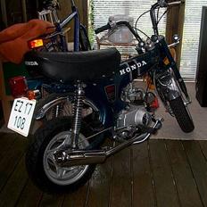 Honda Dax
