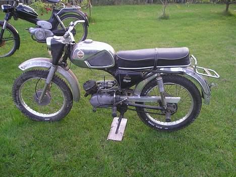 Veteraner taarnby trigger. solgt. billede 2