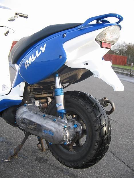 Aprilia Rally <b>til salg</b> - bar rolig.. ny kickstarter kommer... billede taget af "-->Dalle<-- " billede 4