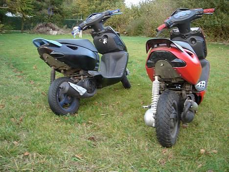 Aprilia Sonic GP[BYTTET til RMX]  - min og tacker´s gamle scootere ..  billede 7