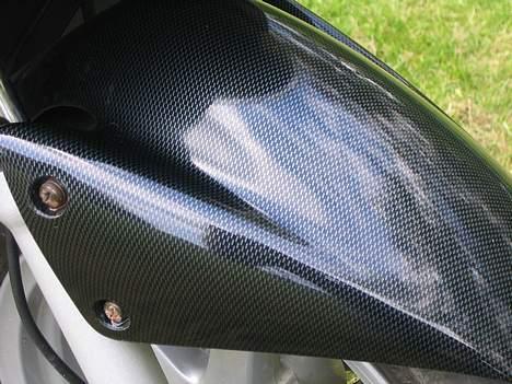 Yamaha Jog R carbon edition - mer carbon billede 9