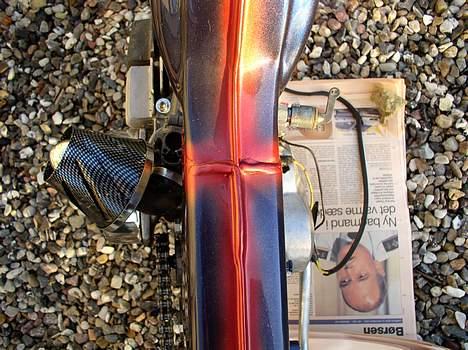 Puch Maxi K SOLGT - Moteren ser insane ud hehe men det er den os når den trækker op på 80:D billede 12