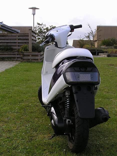 Yamaha JOG - Og bagfra billede 12