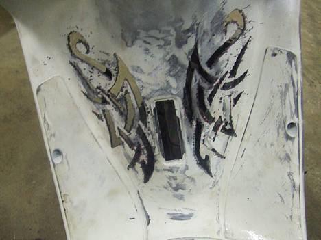 Yamaha BWS //Tribal Special - Min udskæring, skal pudses op i kanterne, og spartles lidt her og der! billede 5